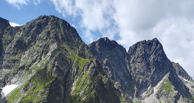 Mięguszowieckie Szczyty. Widok z Białczańskiej Przełęczy Wyżniej.