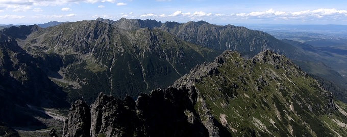 Grań Żabiego. Widok z Żabiego Szczytu Wyżniego.